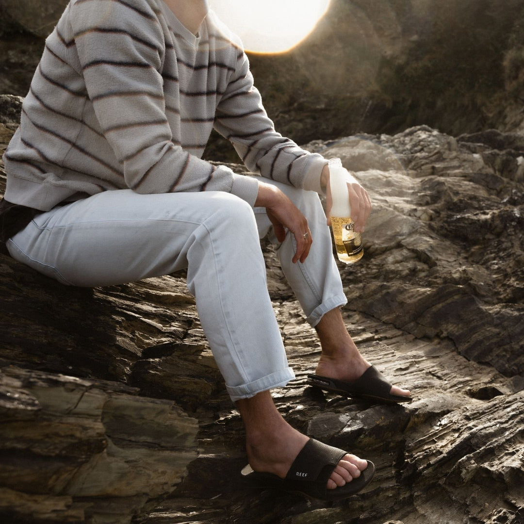 Reef Fanning Slide Black Silver 1