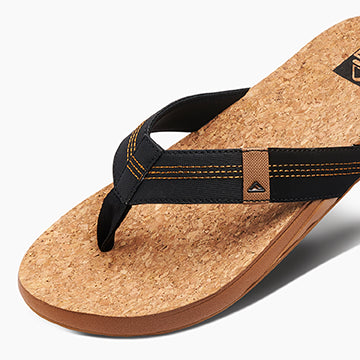 Reef Cushion Phantom Cork Black 4