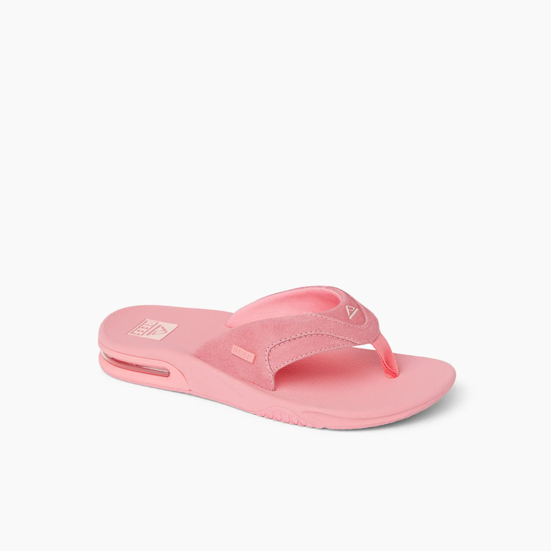 Reef Fanning Strawberry Suede 2