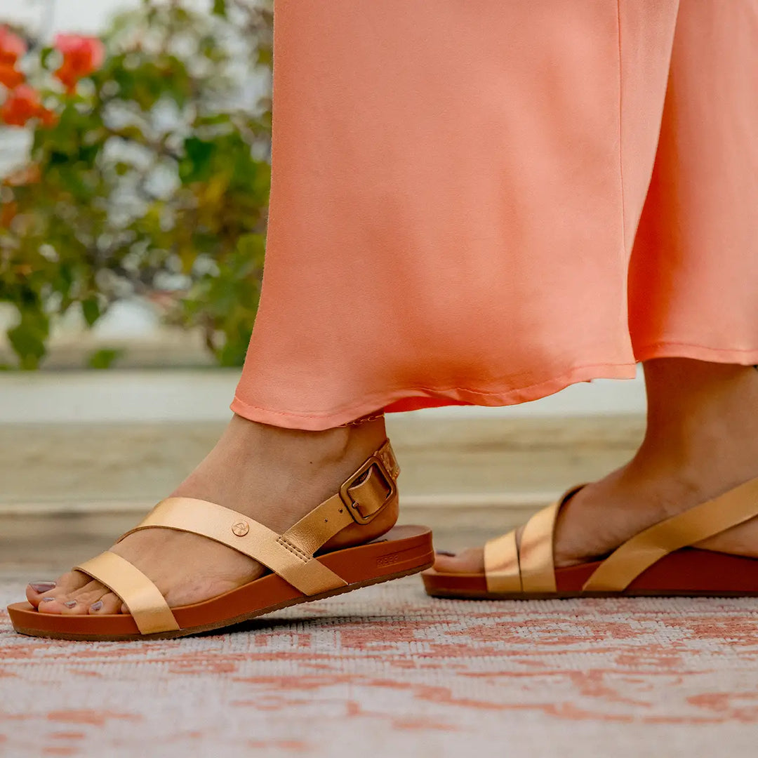 Reef Vista Strappy With Back Strap Bronze 2